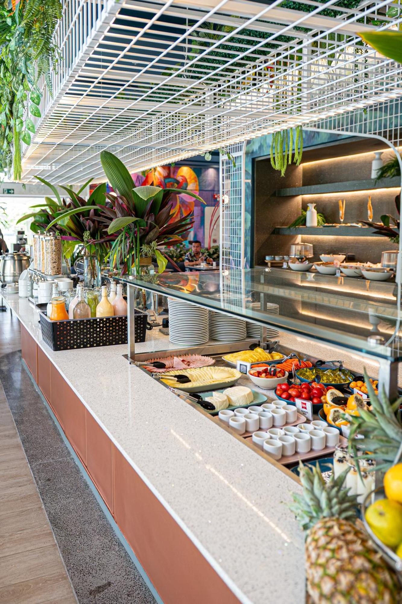 Ibis Medellin